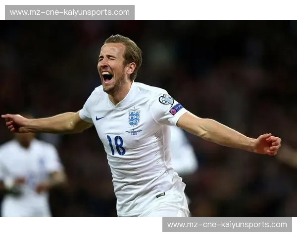 蓝衣军团的荣耀与三狮军团的宿命：意大利vs英格兰，一场关于足球的史诗对决